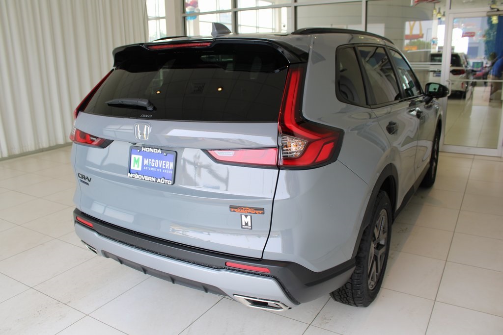 2026 Honda CR-V Hybrid TrailSport Image 4 of 43