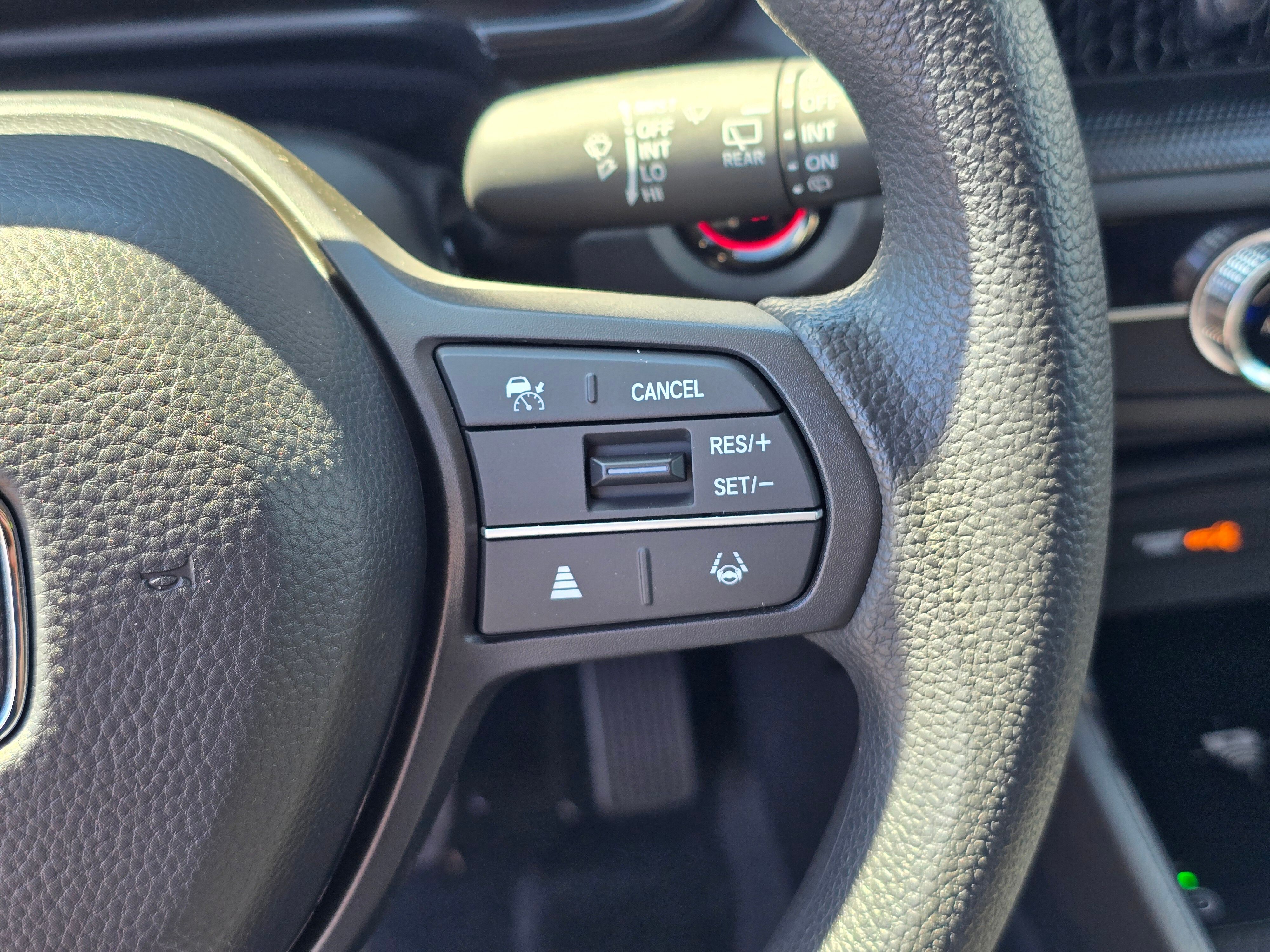 Vehicle image 20 of 25