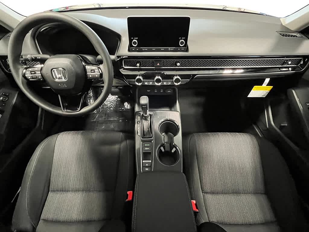 Vehicle image 15 of 23