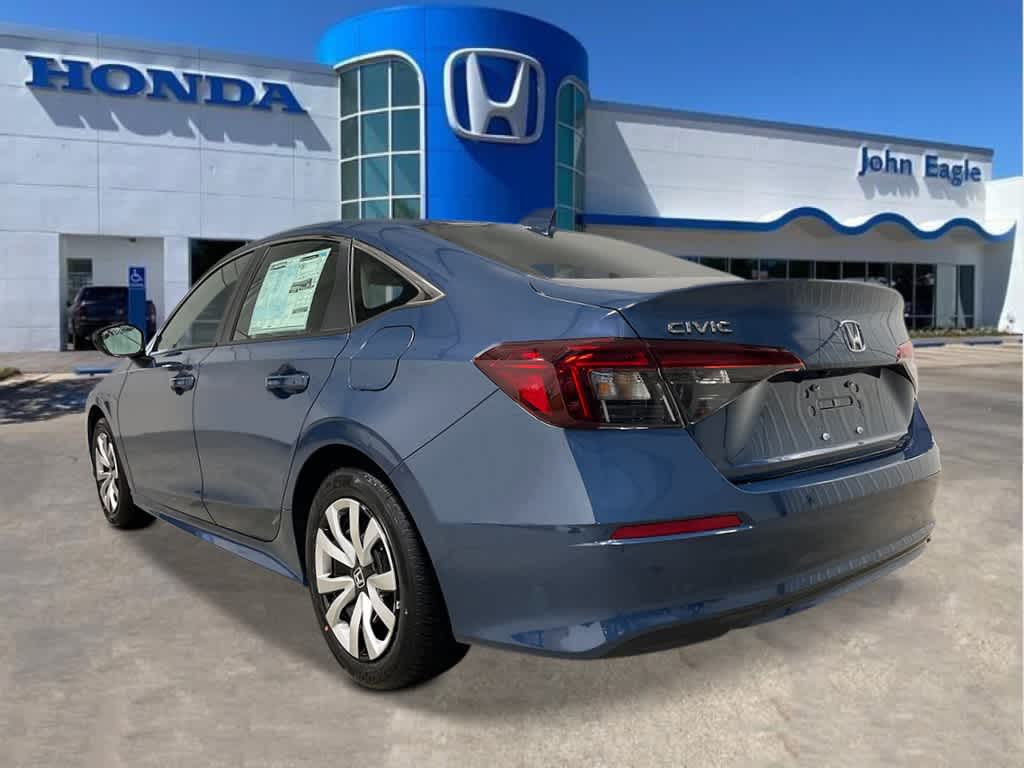 Vehicle image 7 of 23