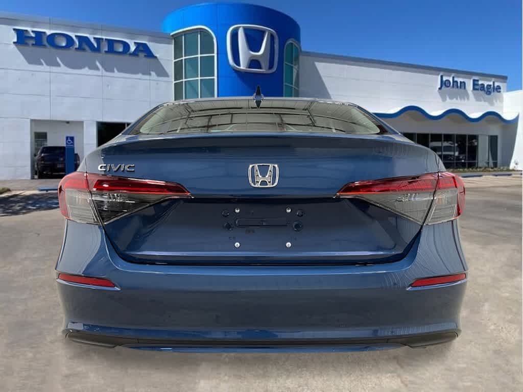 Vehicle image 6 of 23