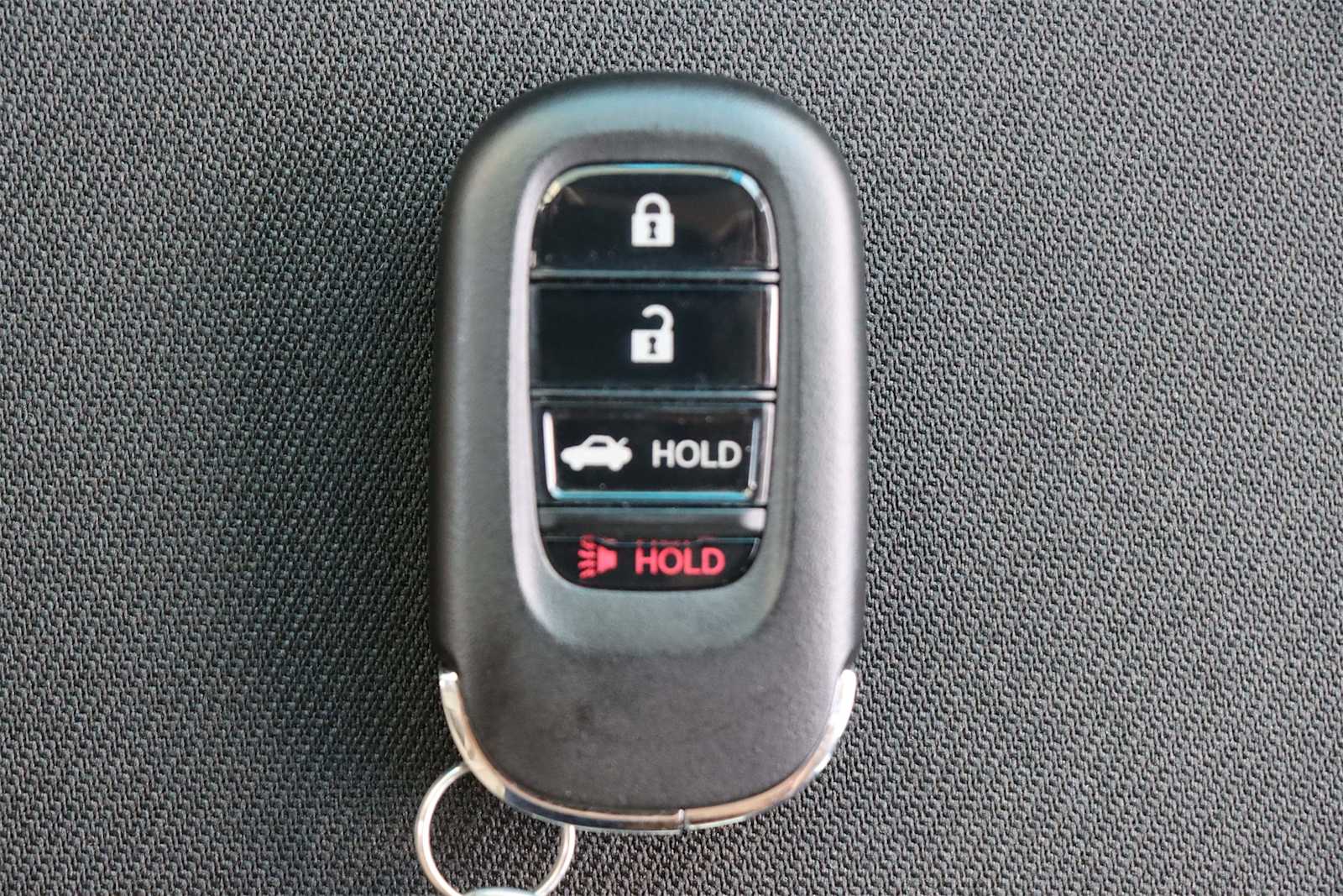 Vehicle image 18 of 21