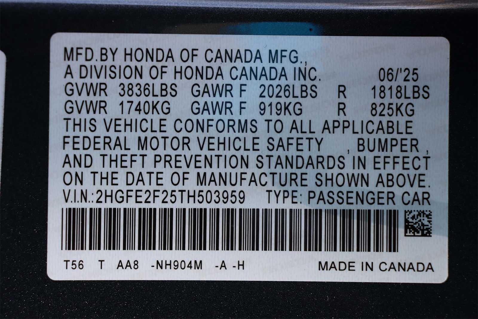 Vehicle image 19 of 21