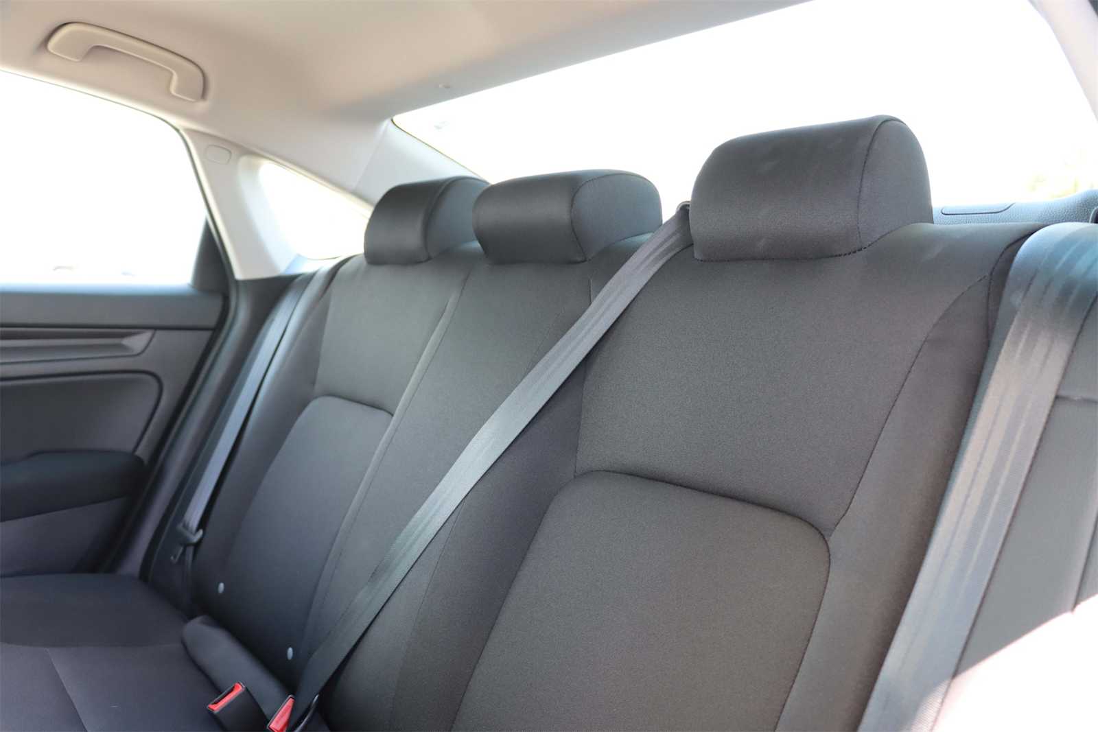 Vehicle image 9 of 21