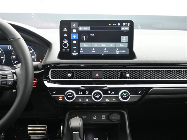 2026 Honda Civic Hatchback Hybrid Sport Touring Image 46 of 57