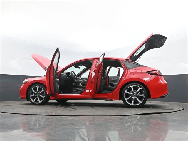 2026 Honda Civic Hatchback Hybrid Sport Touring Image 30 of 57