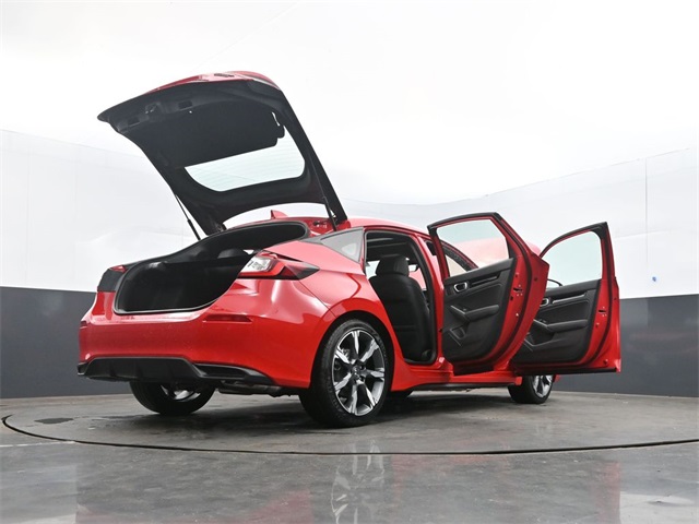 2026 Honda Civic Hatchback Hybrid Sport Touring Image 39 of 57