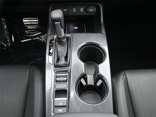 2026 Honda Civic Hatchback Hybrid Sport Touring Image 47 of 57