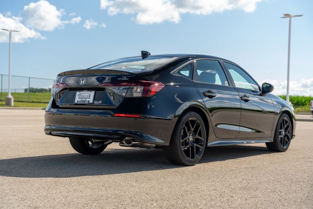 Vehicle image 5 of 33
