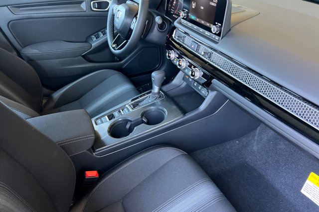 2026 Honda Civic Sport Image 19 of 31