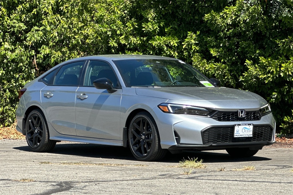 2026 Honda Civic Sport Image 3 of 30