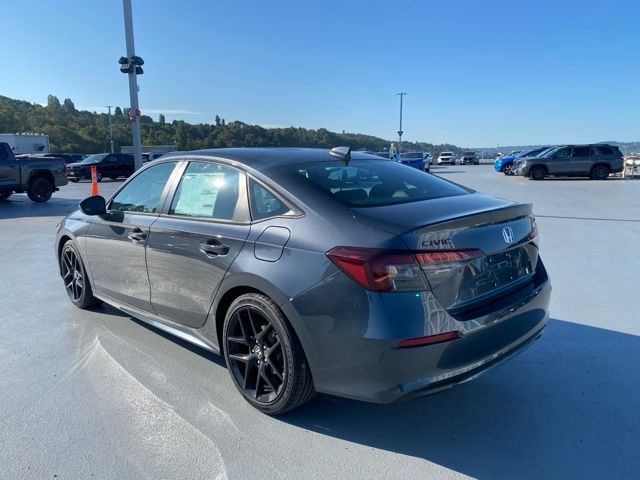 Vehicle image 7 of 19