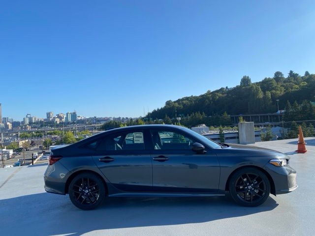 Vehicle image 5 of 19