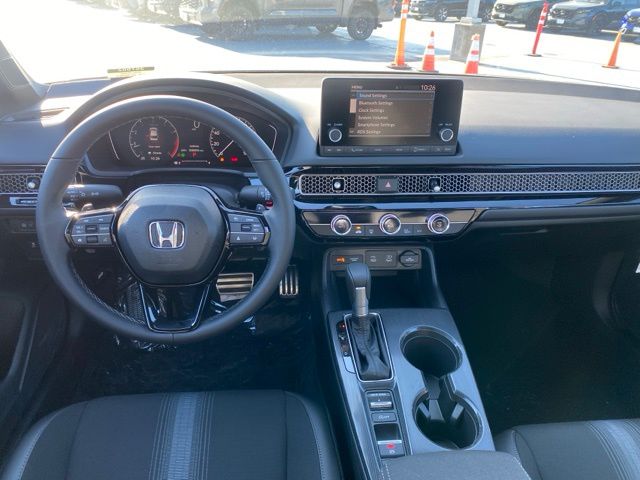 Vehicle image 11 of 19