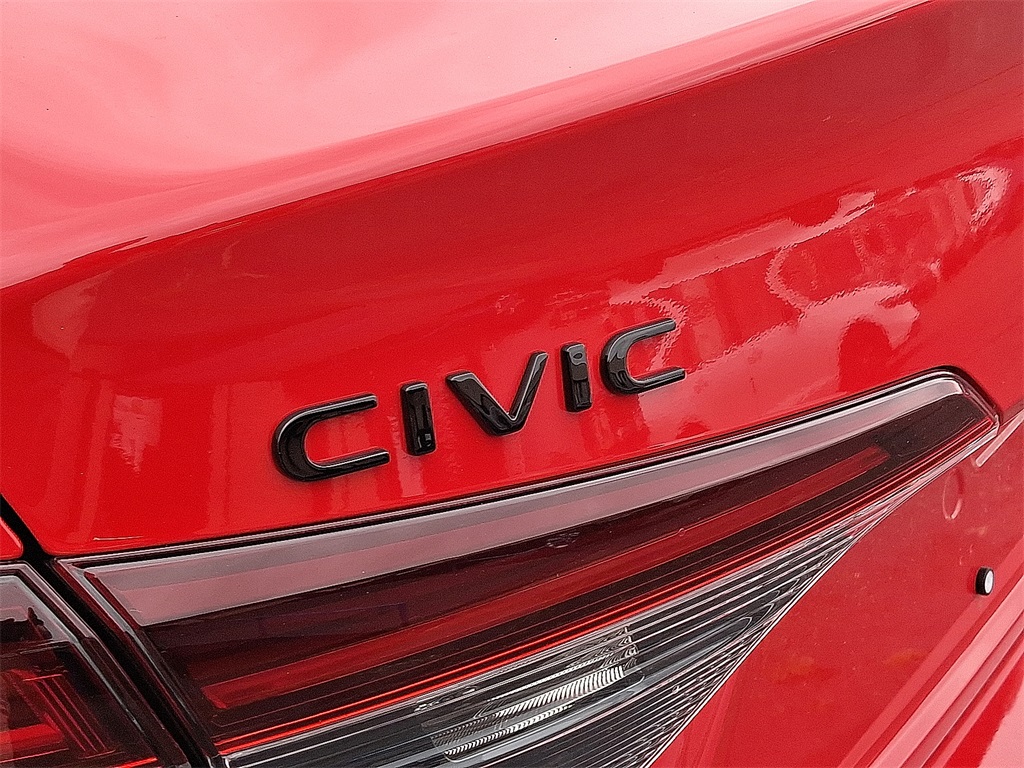 Vehicle image 10 of 12