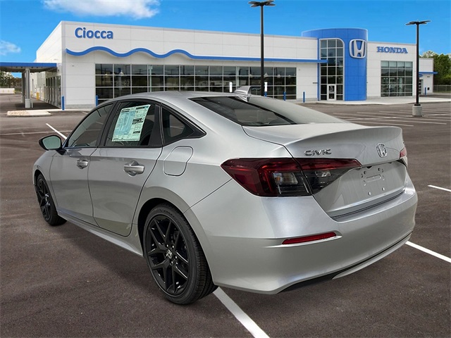 Vehicle image 7 of 24