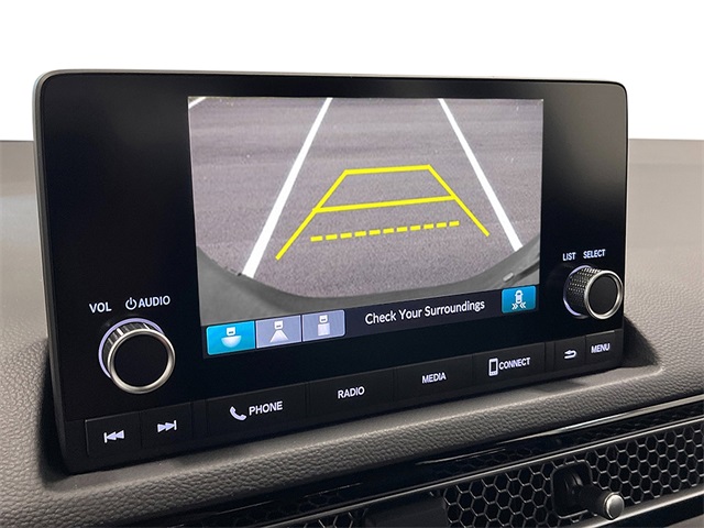 Vehicle image 17 of 24