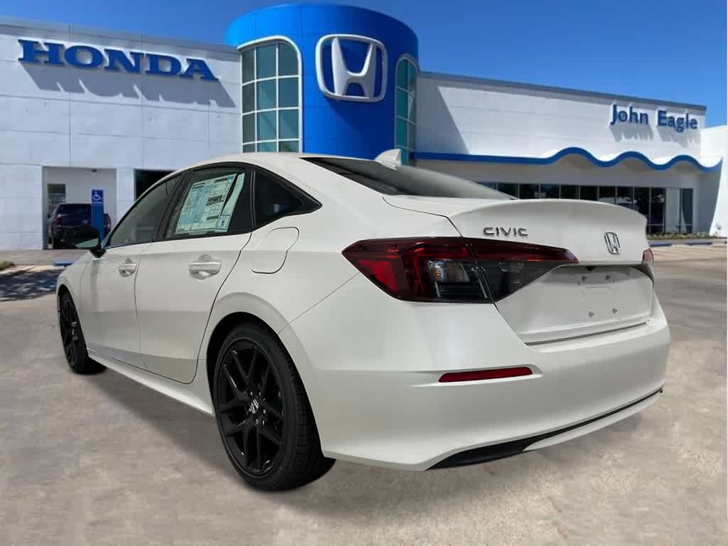 Vehicle image 7 of 24