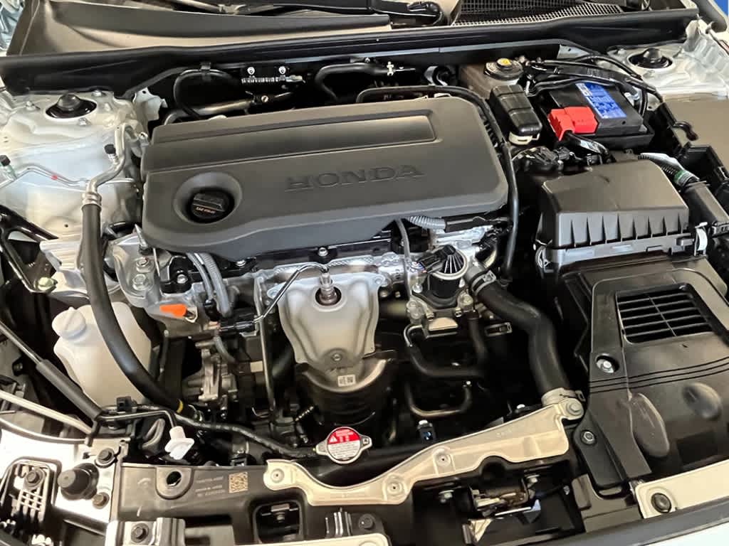 Vehicle image 12 of 24