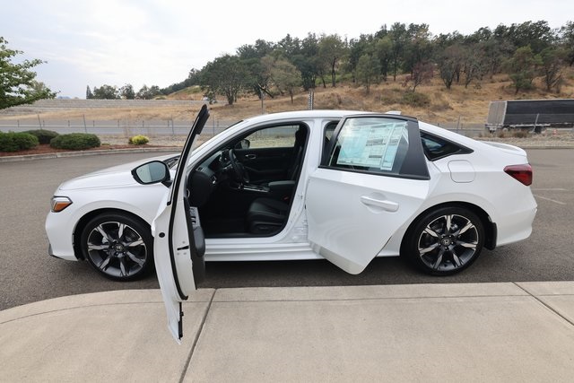 2026 Honda Civic Sedan Hybrid Sport Touring Image 18 of 42