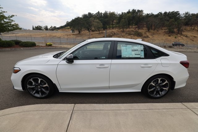 2026 Honda Civic Sedan Hybrid Sport Touring Image 16 of 42