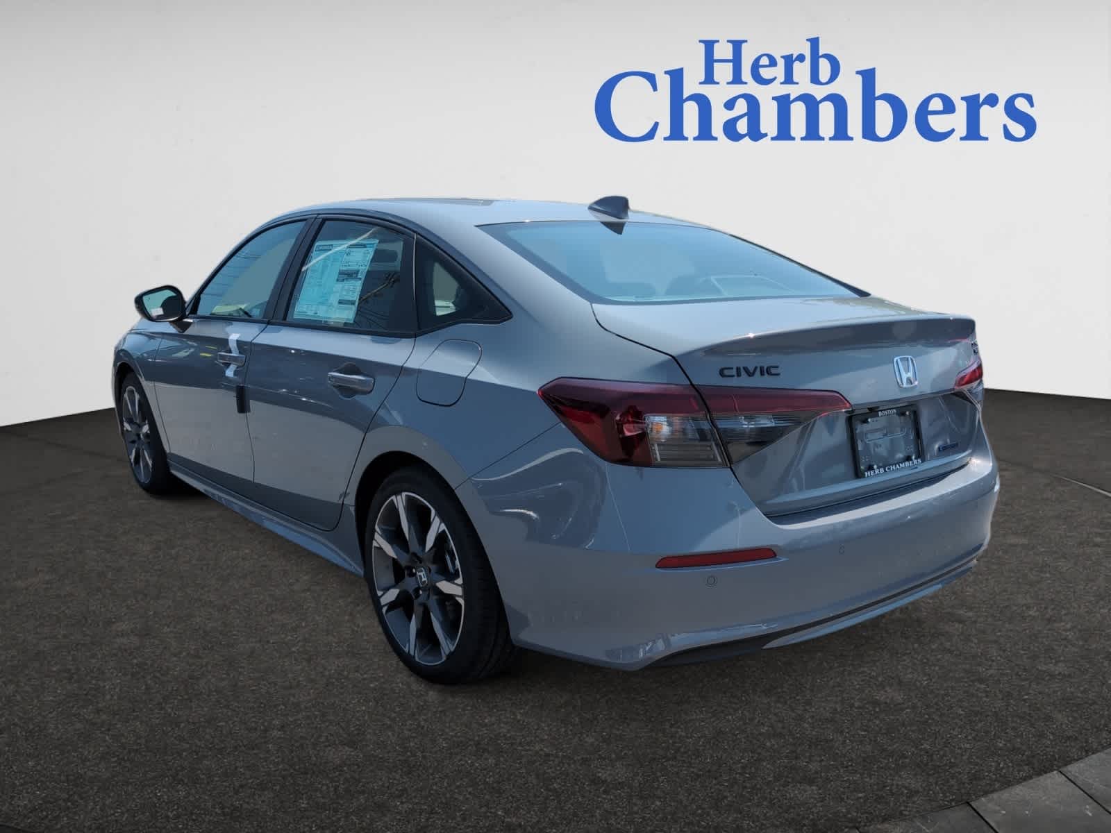 2026 Honda Civic Sedan Hybrid Sport Touring Image 5 of 24