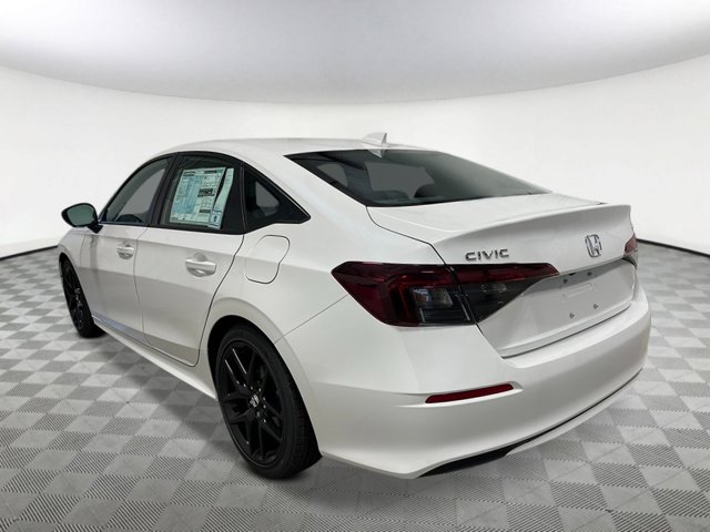 Vehicle image 7 of 21