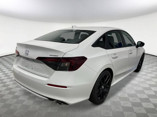 Vehicle image 5 of 21
