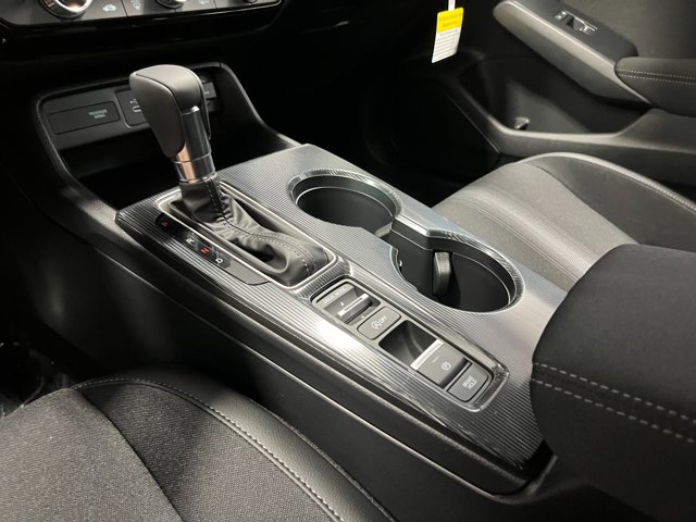 Vehicle image 16 of 21