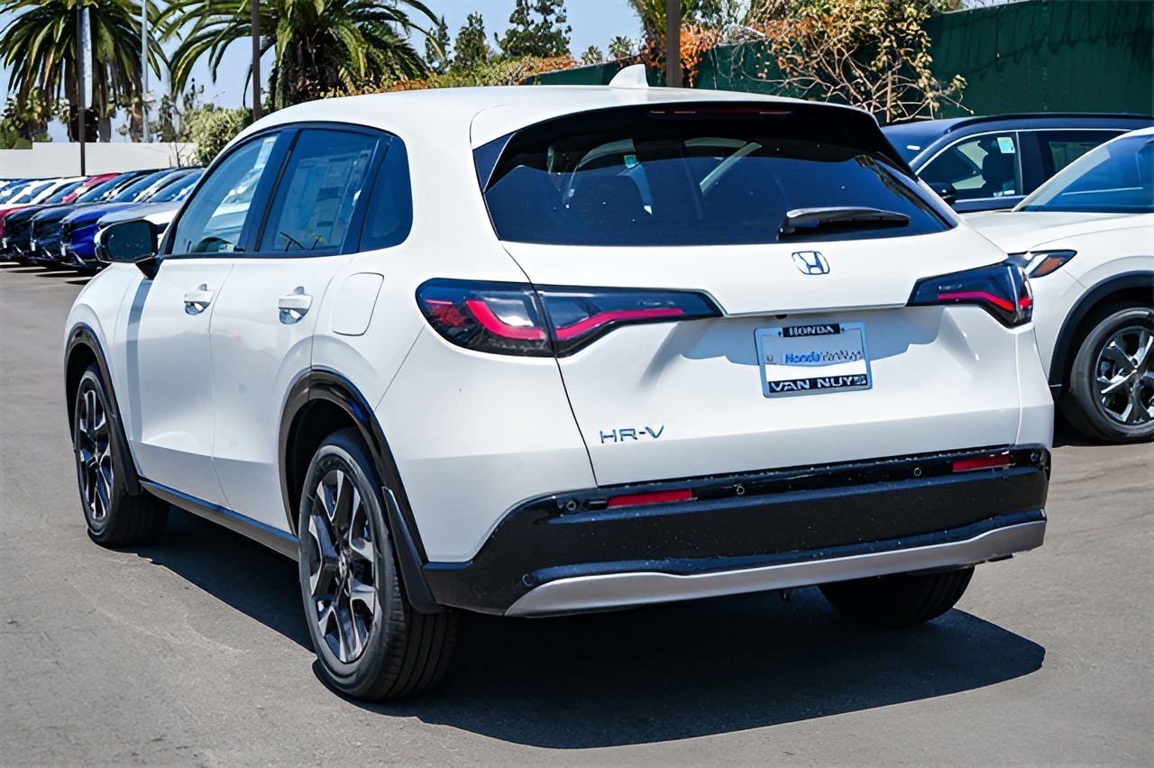 Vehicle image 48 of 49