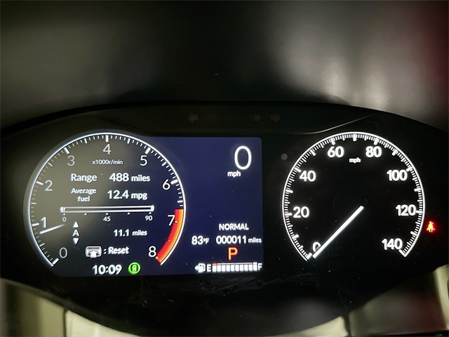 Vehicle image 18 of 26