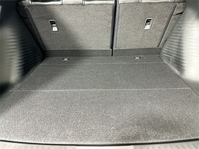 Vehicle image 8 of 26