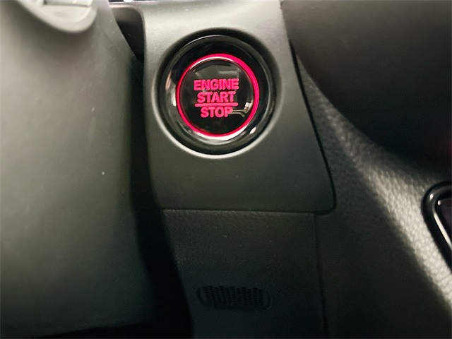 Vehicle image 24 of 26