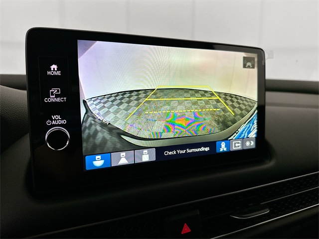 Vehicle image 19 of 26