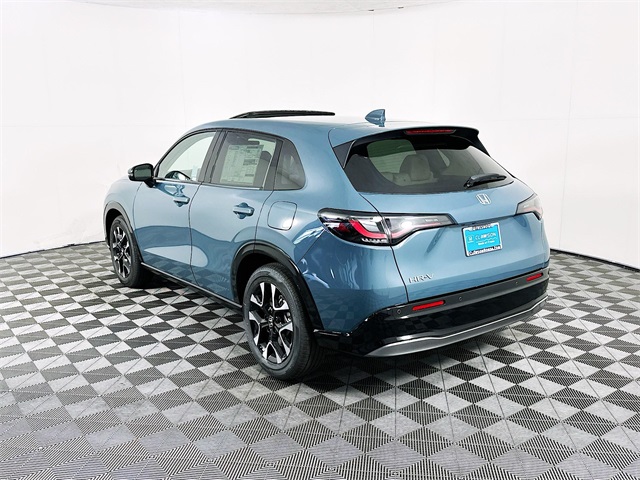Vehicle image 6 of 28