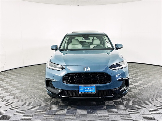 Vehicle image 2 of 28