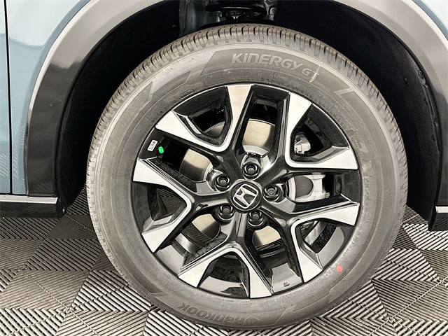 Vehicle image 7 of 28