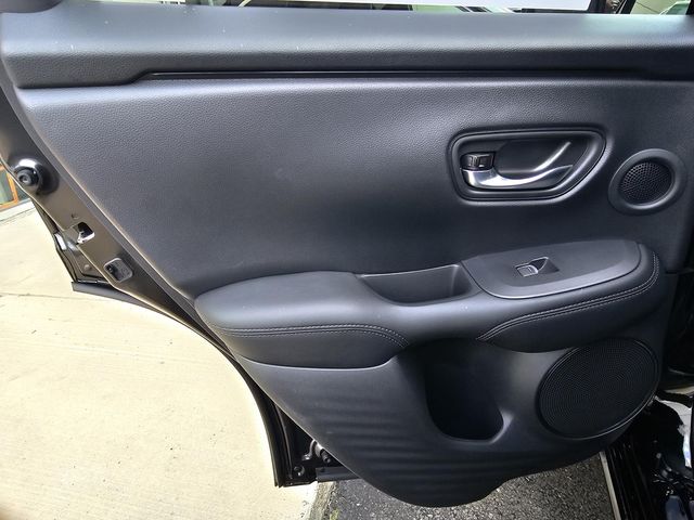 2026 Honda HR-V EX-L Image 19 of 23