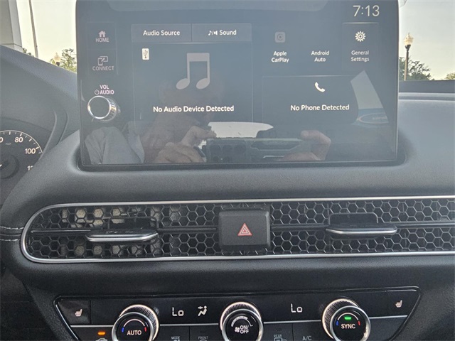 Vehicle image 15 of 23