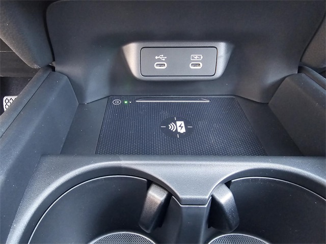 Vehicle image 23 of 23