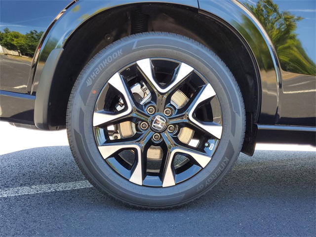 Vehicle image 7 of 31