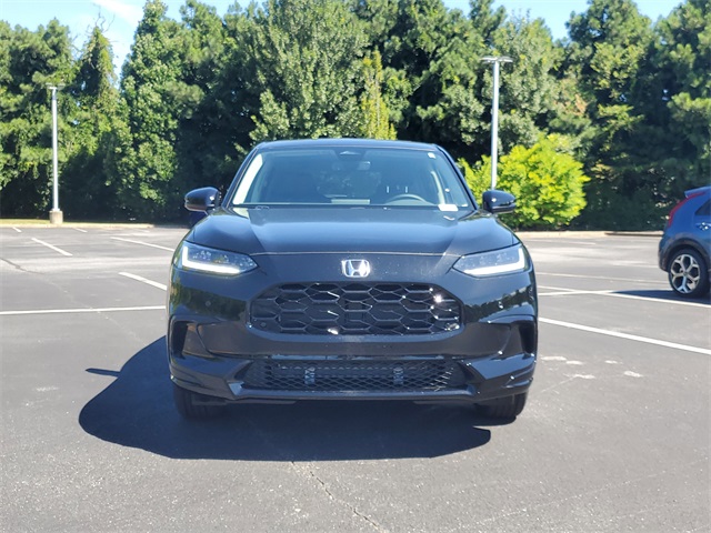 Vehicle image 2 of 31