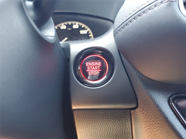 Vehicle image 26 of 31