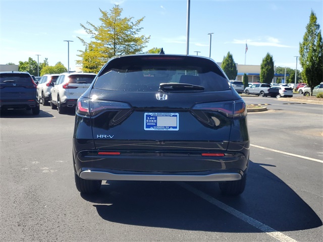 Vehicle image 5 of 31