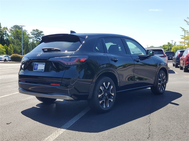 Vehicle image 4 of 31
