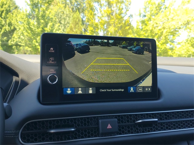 Vehicle image 19 of 31