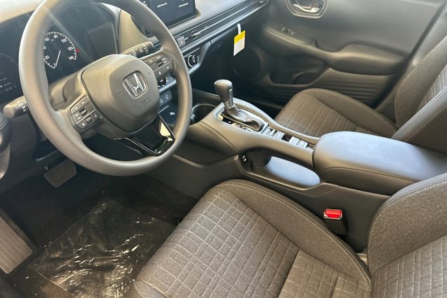 2026 Honda HR-V LX Image 32 of 32