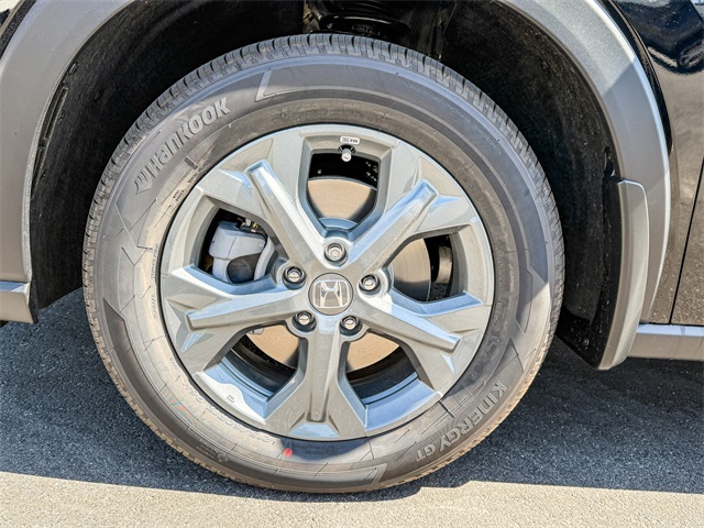 Vehicle image 15 of 35