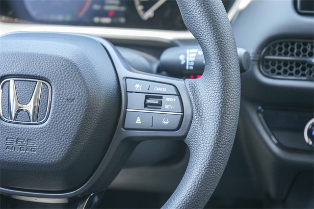 Vehicle image 20 of 35