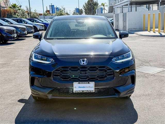 Vehicle image 4 of 35